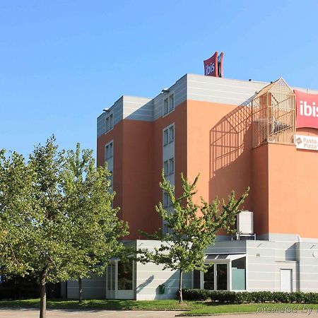 Hotel Ibis Lyon Sud Chasse Sur Rhone Exterior foto