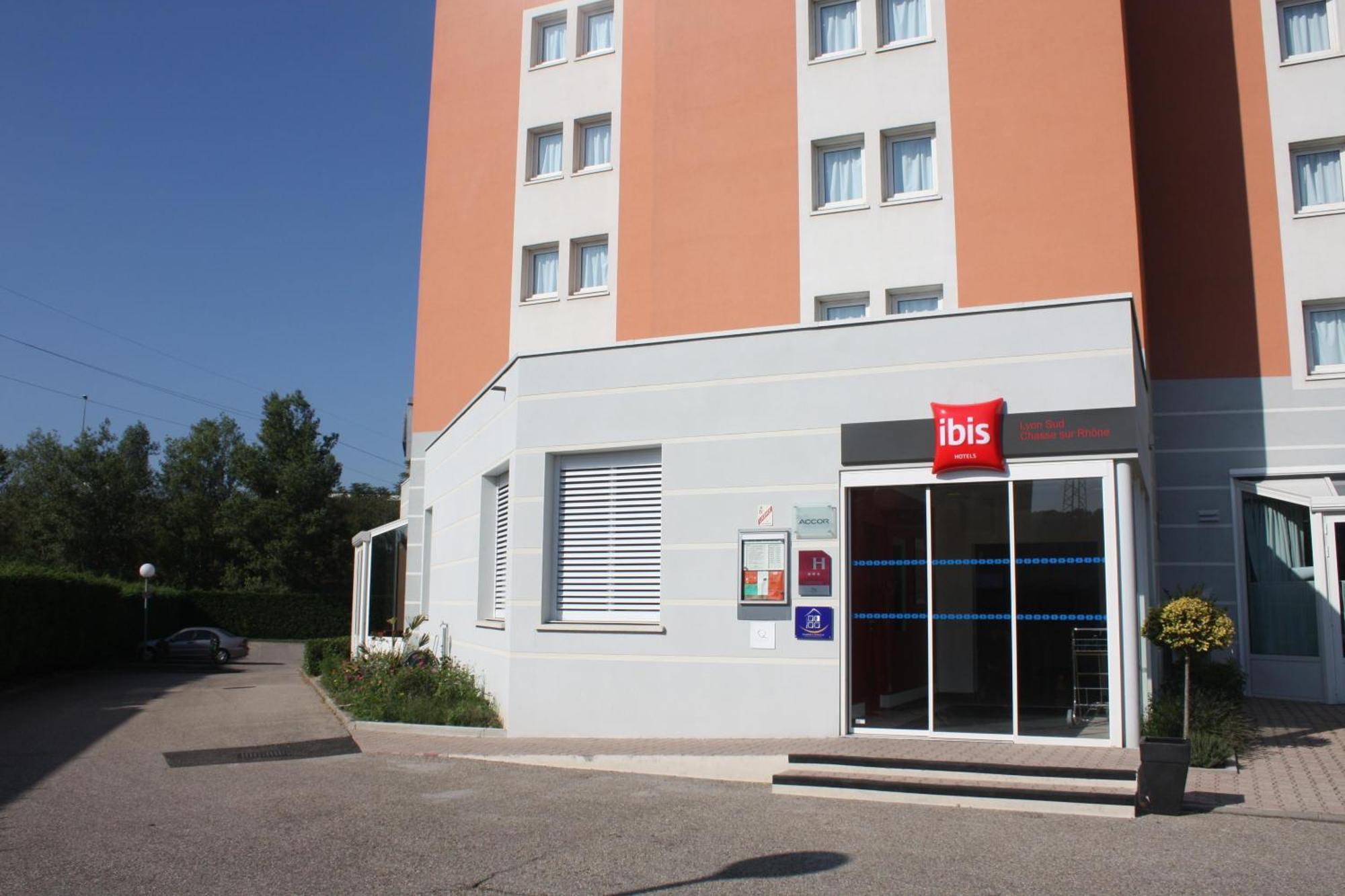 Hotel Ibis Lyon Sud Chasse Sur Rhone Exterior foto