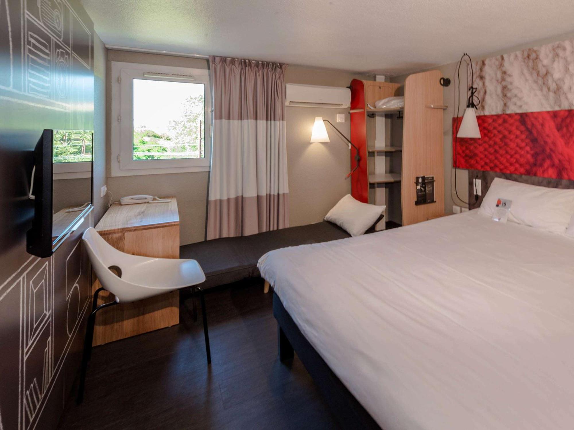 Hotel Ibis Lyon Sud Chasse Sur Rhone Exterior foto