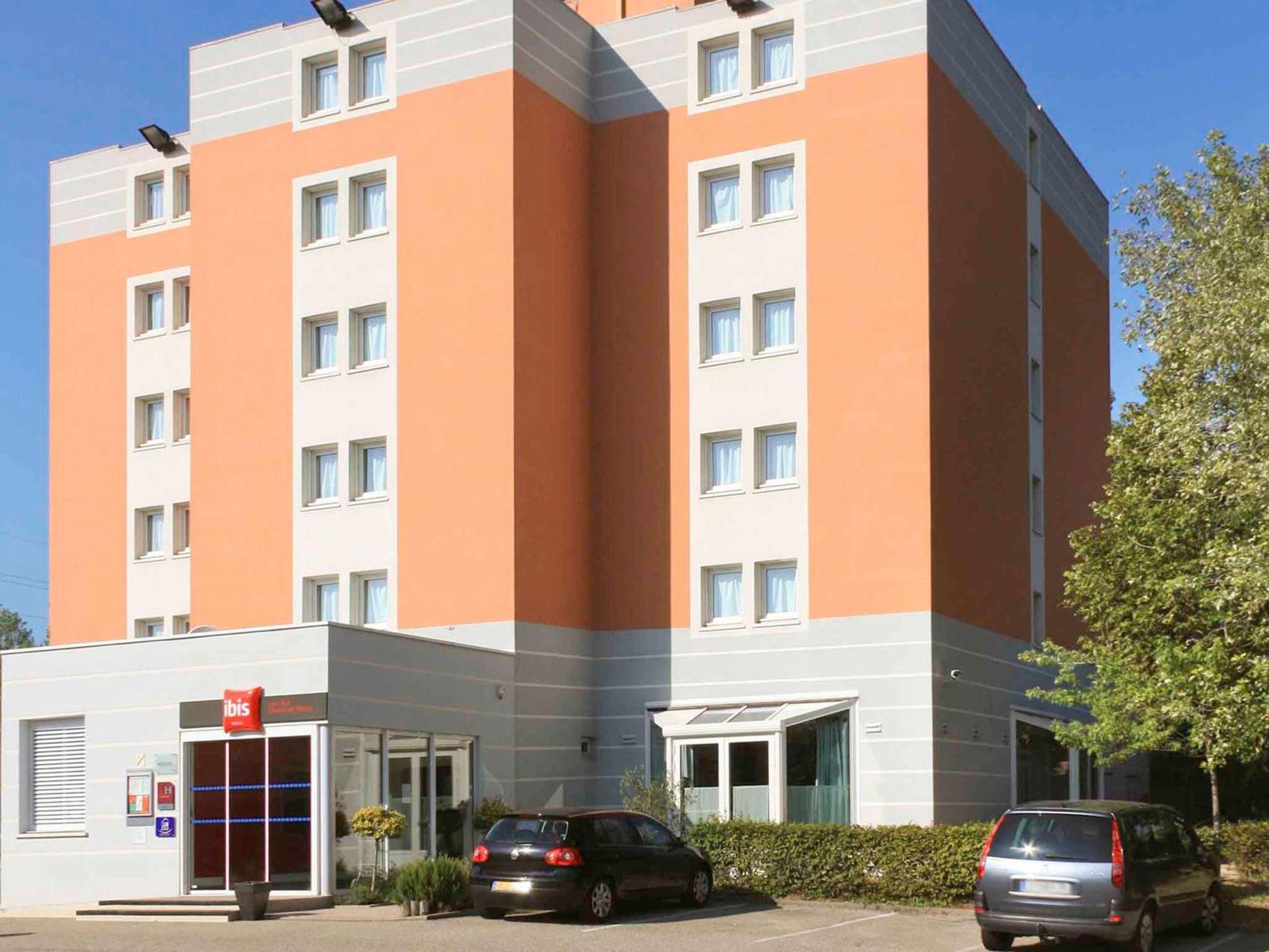 Hotel Ibis Lyon Sud Chasse Sur Rhone Exterior foto